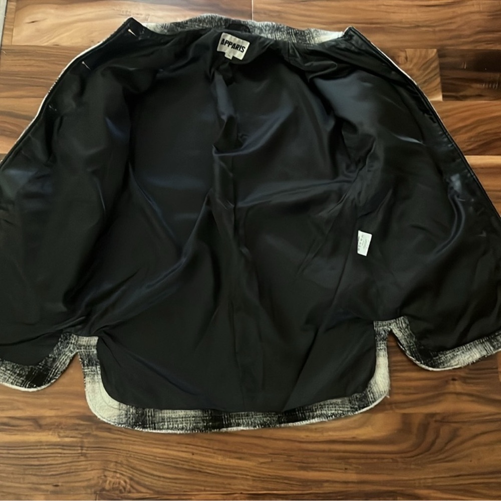 Plaid jacket/coat, great condition 
Apparis Elegant Black plaid Jacket - Picture 4 of 12